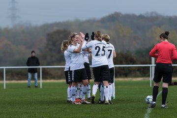 Bild 43 - Frauen SV Henstedt Ulzburg II - TSV Russee : Ergebnis: 5:0